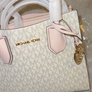 MK PURSE